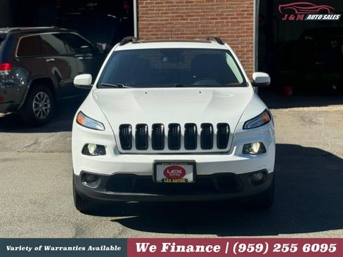 Used 2018 Jeep Cherokee Limited w/ High Altitude Package AWD/4WD image 2