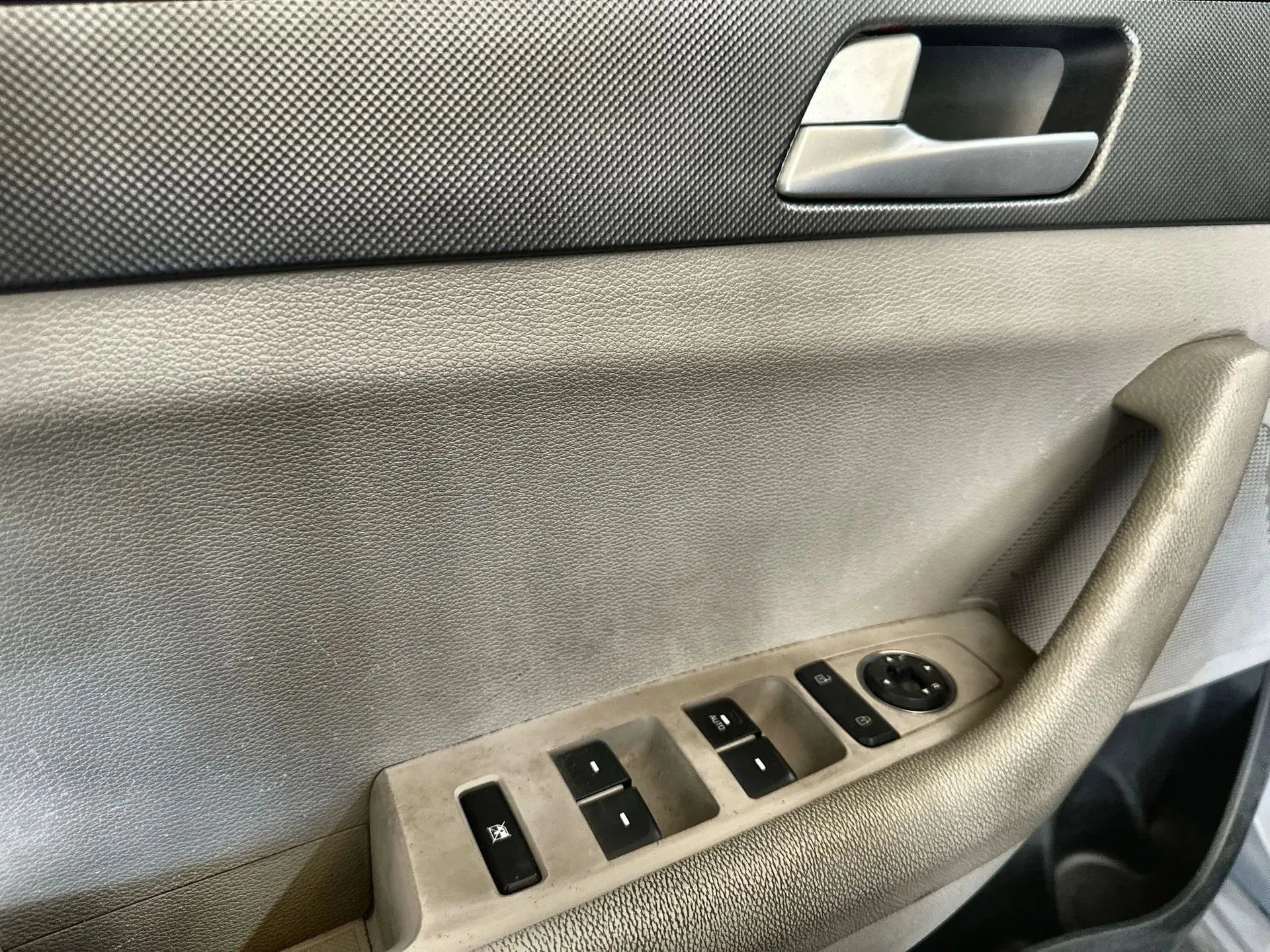 Used 2015 Hyundai Sonata SE FWD image 15