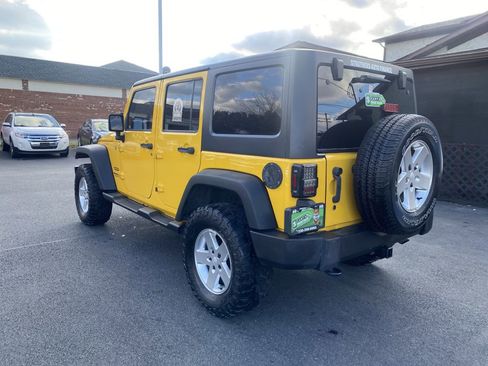 Used 2015 Jeep Wrangler Unlimited Sport w/ Quick Order Package 24S image 7