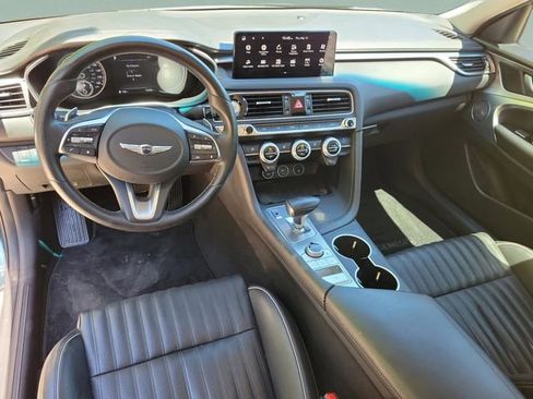 Used 2022 Genesis G70 2.0T w/ Prestige Package RWD image 18