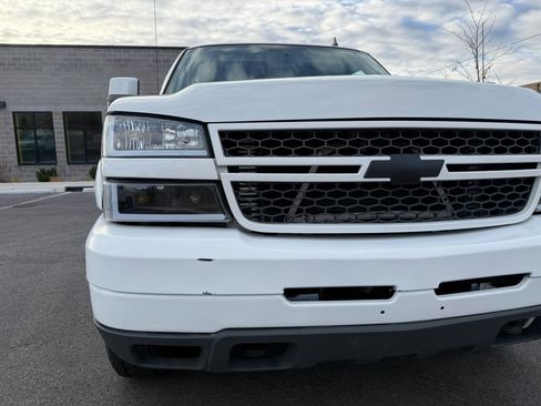 Used 2007 Chevrolet Silverado 2500 LT w/ Heavy-Duty Power Package image 54