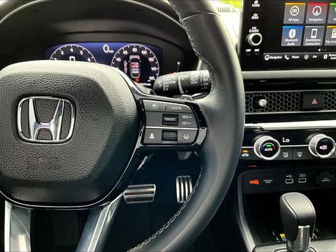 Used 2024 Honda Civic Sport Touring image 12