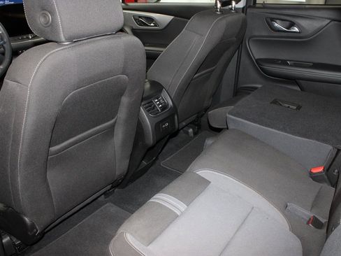 Used 2023 Chevrolet Blazer LT image 18