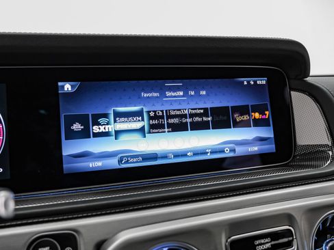 Used 2025 Mercedes-Benz G 550 w/ Exclusive Interior Package image 65