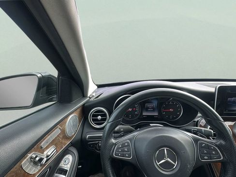 Used 2015 Mercedes-Benz C 300 4MATIC Sedan image 22