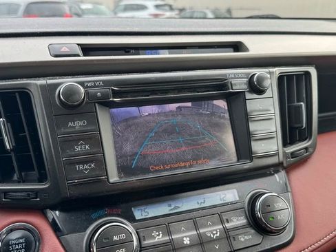 Used 2013 Toyota RAV4 Limited image 4