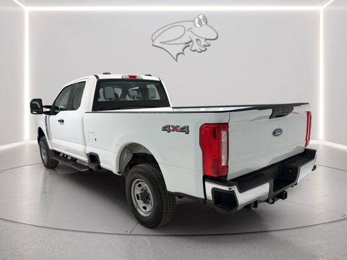 Used 2026 Ford F250 XL w/ XL Chrome Package AWD/4WD image 3