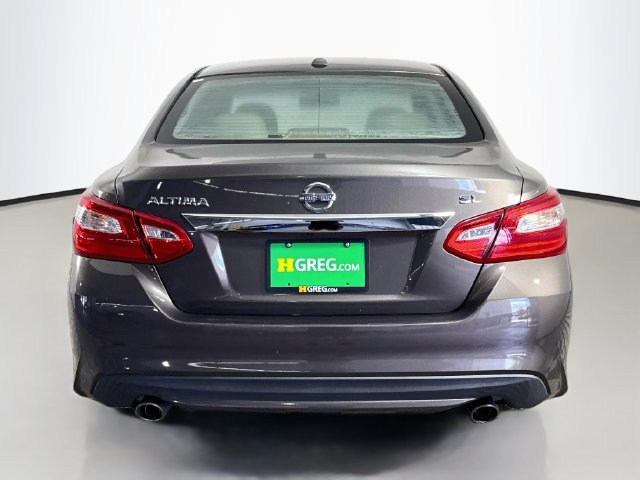 Used 2016 Nissan Altima 2.5 SL w/ Moonroof Package FWD image 8