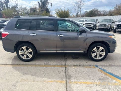 Used 2013 Toyota Highlander Limited image 6