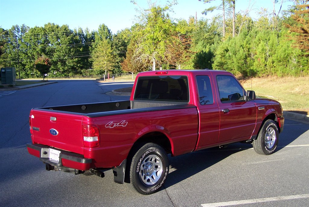 Used 2011 Ford Ranger XLT AWD/4WD image 4