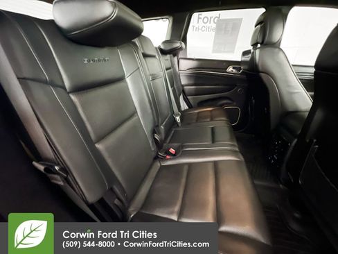 Used 2016 Jeep Grand Cherokee Summit AWD/4WD image 17