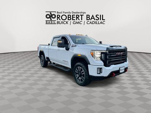 Used 2021 GMC Sierra 2500 AT4 w/ AT4 Premium Plus Package AWD/4WD image 2