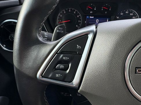 Used 2021 Chevrolet Camaro LT RWD image 31