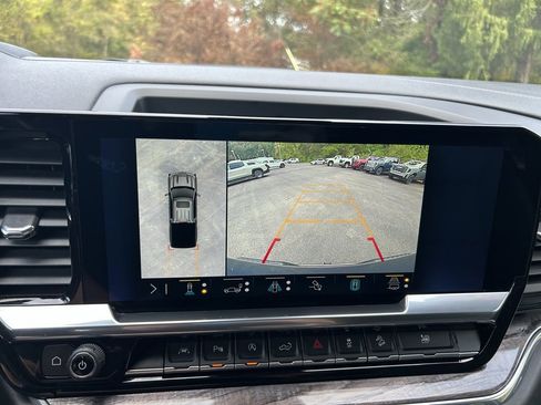 Used 2023 Chevrolet Silverado 1500 LTZ image 25