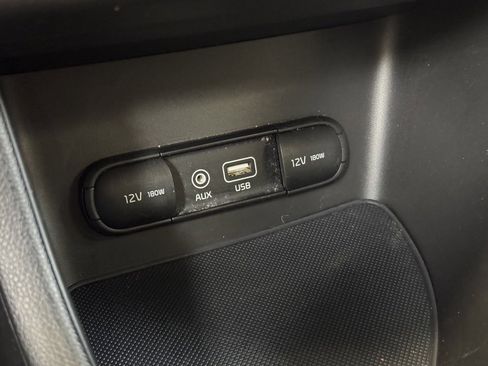 Used 2017 Kia Sportage LX image 34