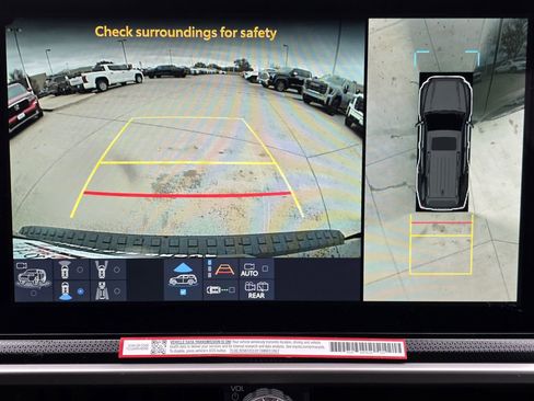 Used 2025 Toyota 4Runner Limited image 13