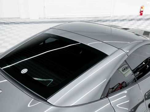 Used 2020 Ferrari Portofino RWD image 37