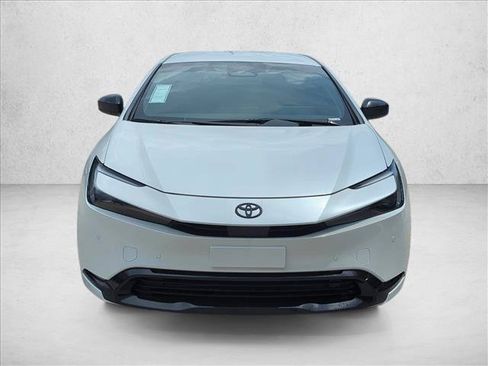 New 2026 Toyota Prius Plug-In Hybrid FWD image 2