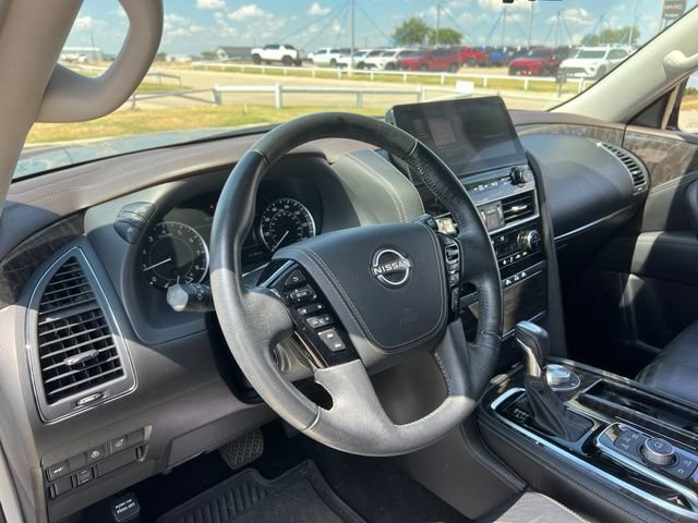 Used 2023 Nissan Armada Platinum w/ Captain's Chairs Package AWD/4WD image 7
