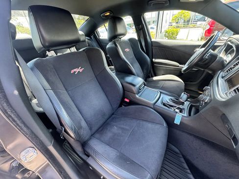 Used 2015 Dodge Charger R/T RWD image 28