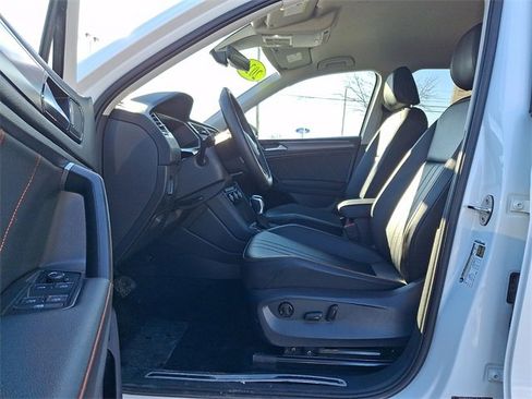 Used 2024 Volkswagen Tiguan Wolfsburg Edition image 13