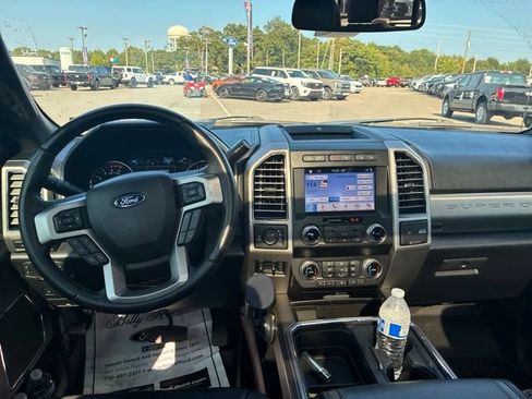 Used 2019 Ford F250 Platinum w/ Platinum Ultimate Package AWD/4WD image 6