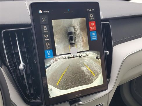 New 2026 Volvo XC60 B5 Ultra w/ Protection Package Premier image 21