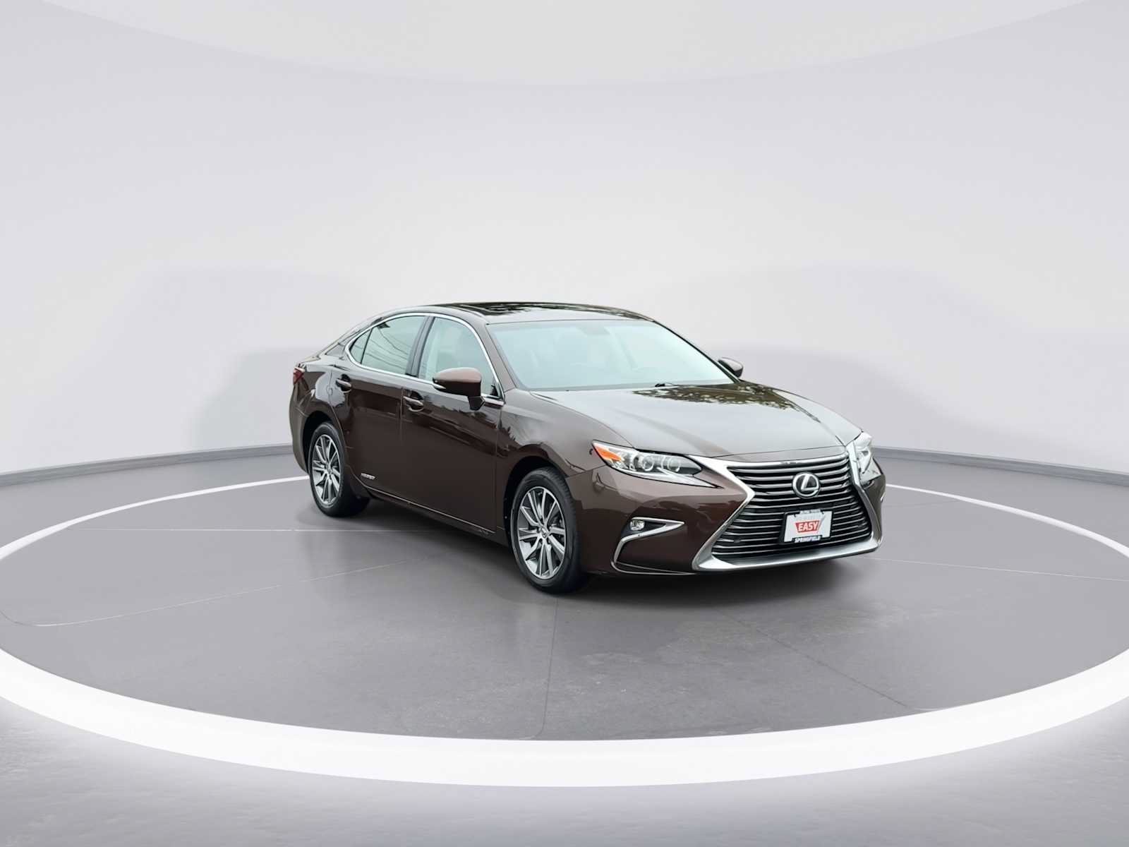 Used 2016 Lexus ES 300h w/ Luxury Package w/Wood Trim FWD image 2