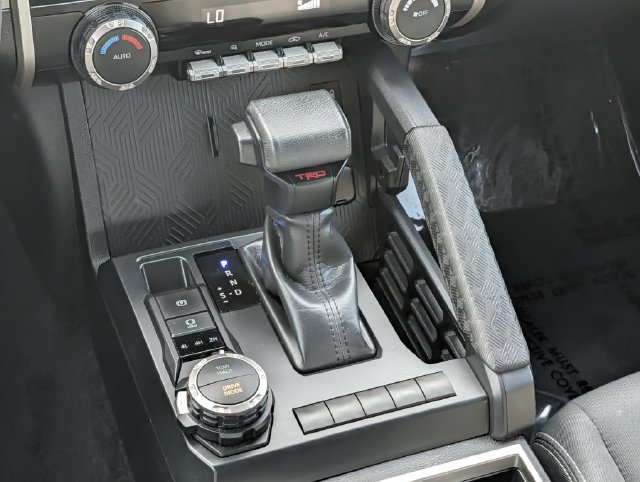 Used 2025 Toyota Tacoma TRD Sport AWD/4WD image 13
