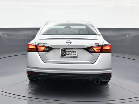Certified 2025 Nissan Altima 2.5 SR FWD image 8