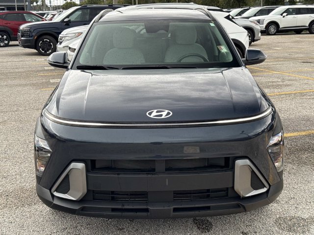 Used 2025 Hyundai Kona SEL FWD image 8
