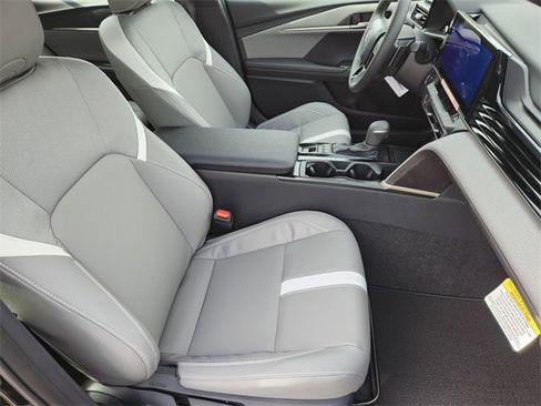 New 2026 Toyota Camry SE image 10