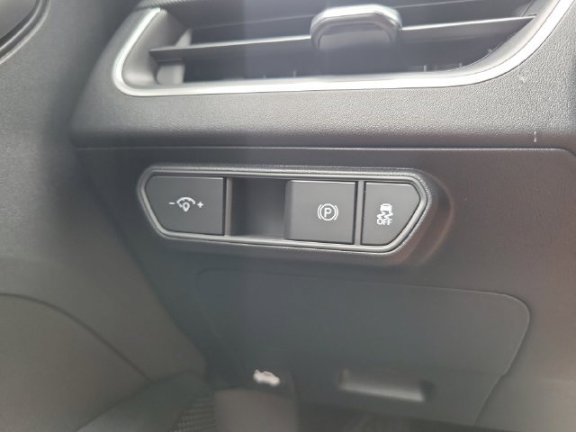 New 2026 Kia K4 FWD image 29