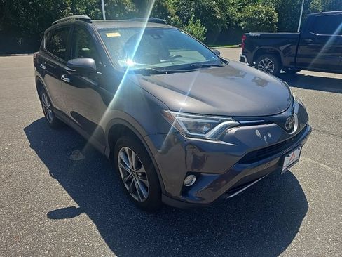 Used 2018 Toyota RAV4 Limited w/ Advanced Technology Package AWD/4WD image 3