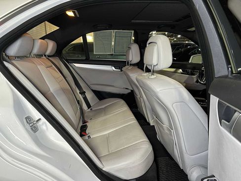 Used 2014 Mercedes-Benz C 300 4MATIC Sedan image 13