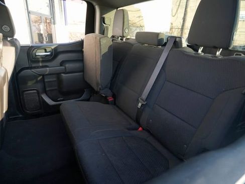 Used 2020 Chevrolet Silverado 1500 Custom Trail Boss w/ Custom Convenience Package AWD/4WD image 17