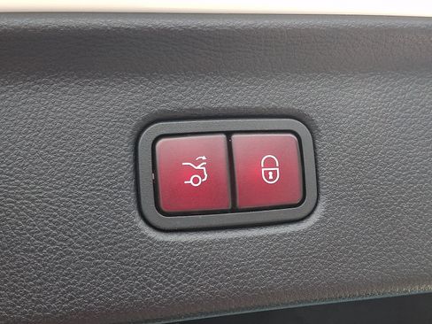 Used 2023 Mercedes-Benz S 580 4MATIC Sedan image 31