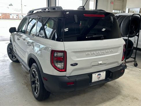 Used 2025 Ford Bronco Sport Outer Banks w/ Outer Banks Tech Package+ AWD/4WD image 7