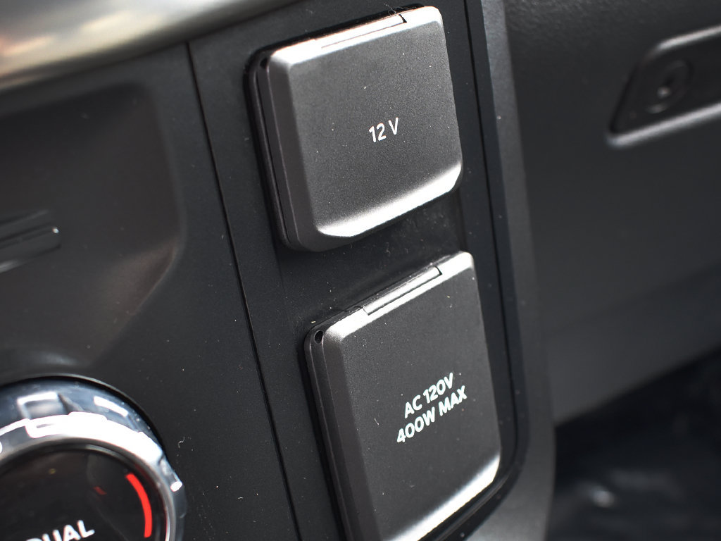 Used 2023 Ford F150 Lariat AWD/4WD image 25