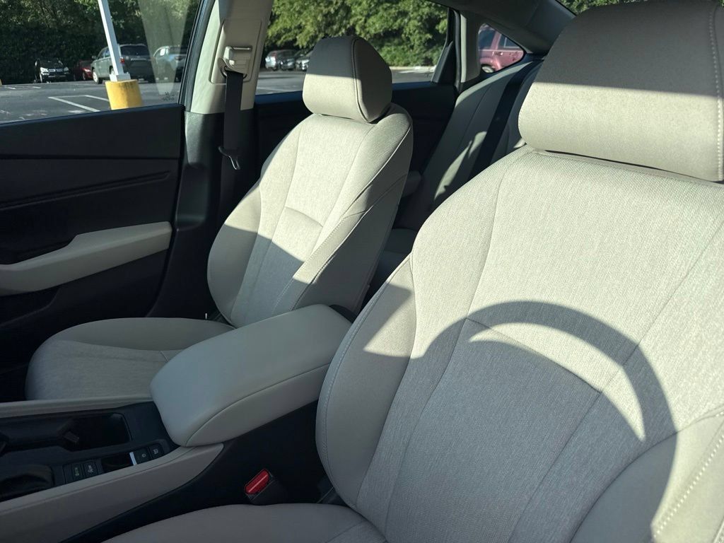 Used 2024 Honda Accord EX image 23