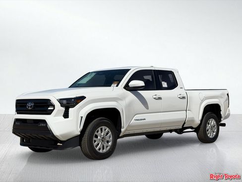 New 2026 Toyota Tacoma SR5 RWD image 2