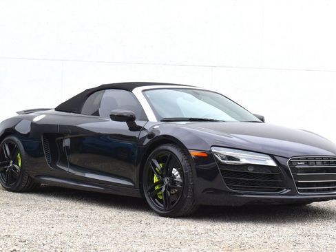 Used 2014 Audi R8 V10 AWD/4WD image 1