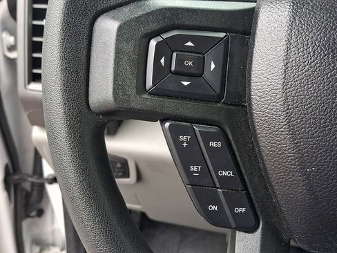 Used 2019 Ford F250 XL w/ STX Appearance Package RWD image 20