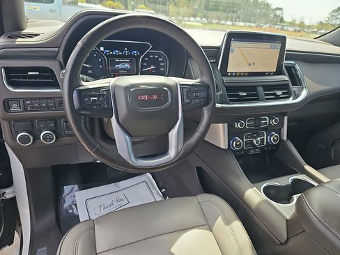 Used 2021 GMC Yukon SLT w/ SLT Luxury Plus Package image 21