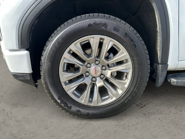 Used 2023 GMC Sierra 1500 Denali w/ Technology Package AWD/4WD image 14