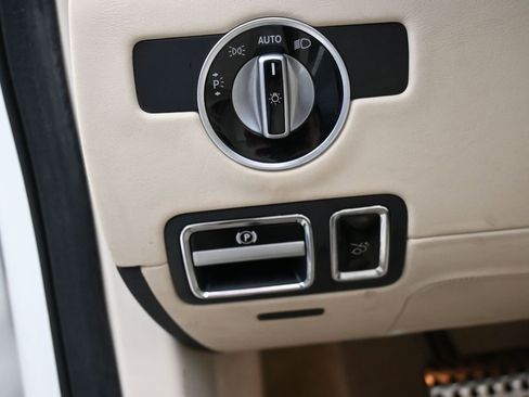 Used 2018 Mercedes-Benz AMG GT Roadster image 20