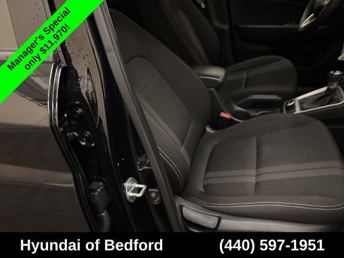 Used 2020 Hyundai Venue SEL FWD image 21