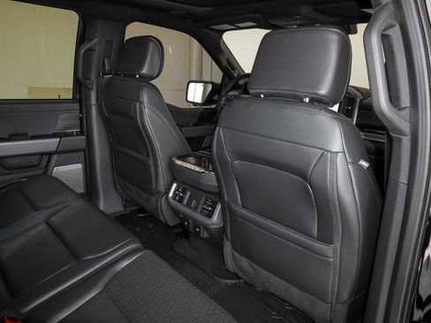 New 2025 Ford F150 Lariat w/ Equipment Group 502A High image 45