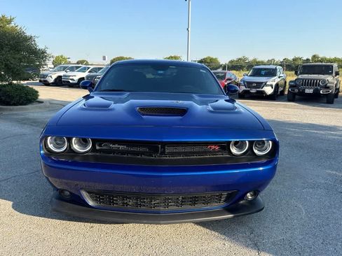 Used 2022 Dodge Challenger R/T Scat Pack RWD image 9