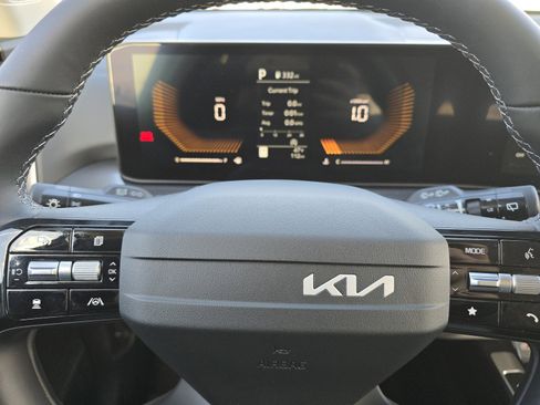 New 2026 Kia Sorento S image 12